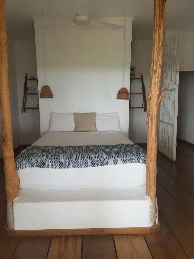 Lashings Boutique Hotel Treasure Beach Exterior foto